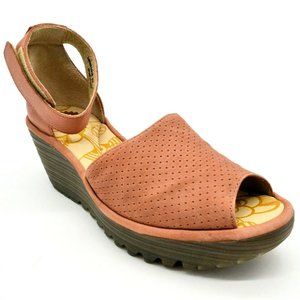 womens 38 shoe in us